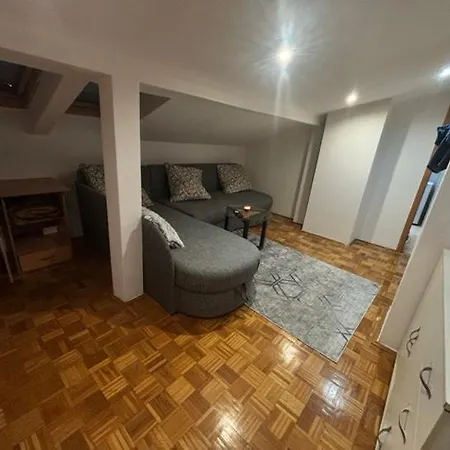 Kutak Pod Zvijezdama Tuzla